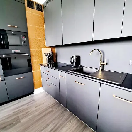 Apartament *